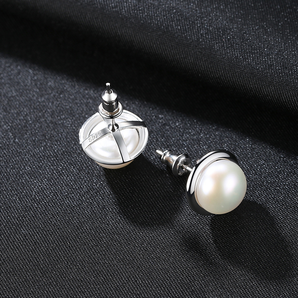Inlaid Freshwater Pearl Sterling Silver Earring