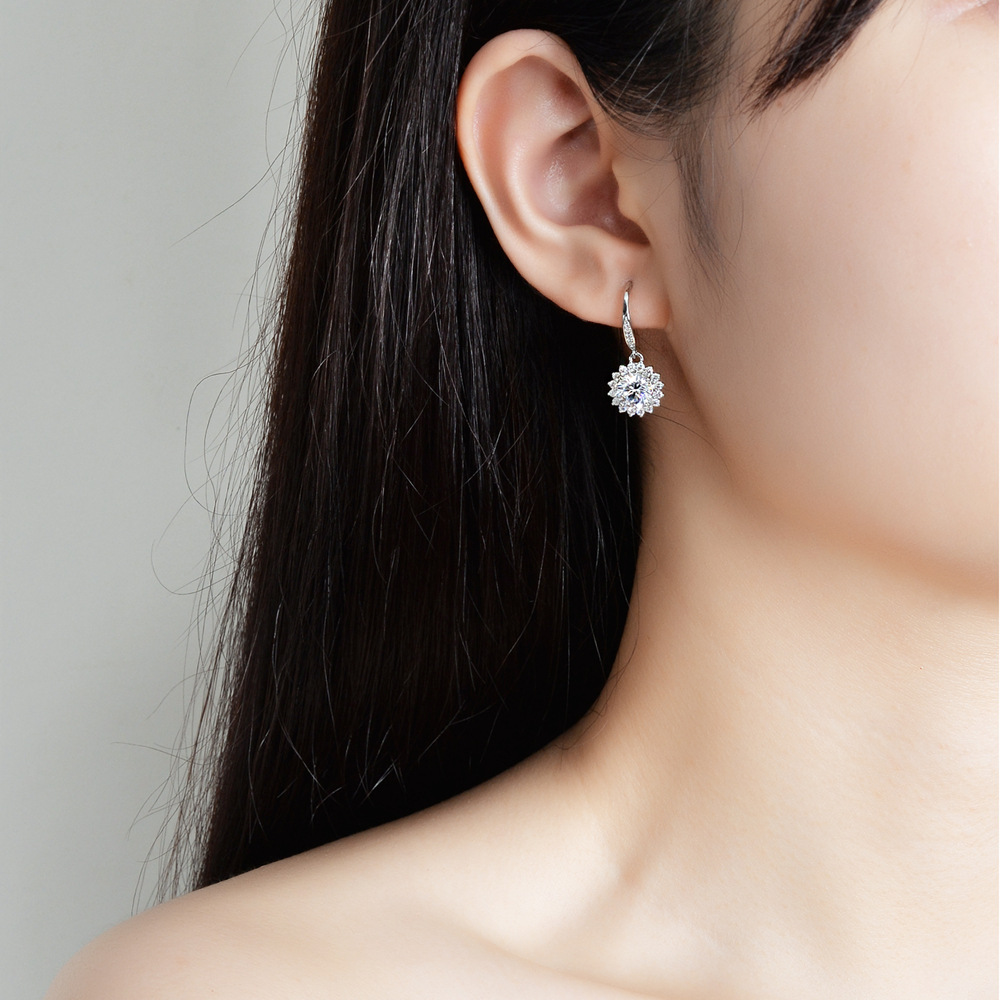 4A Cz Diamond In Flower Petal Sterling Silver Stud Earrings