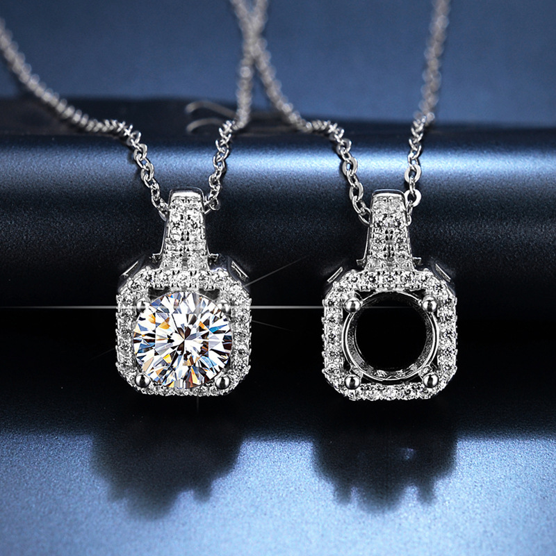 1 Ct Moissanite Diamond Sparkling Sterling Silver Necklace