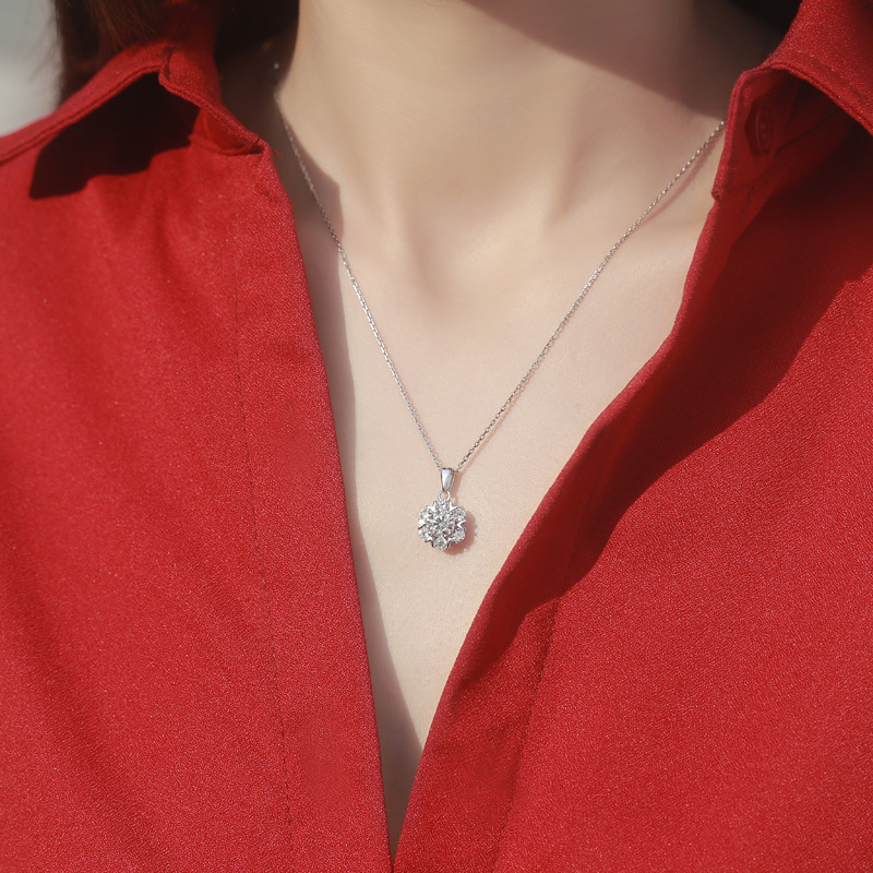 1 Ct Moissanite Diamond Romantic Snow Sterling Silver Necklace